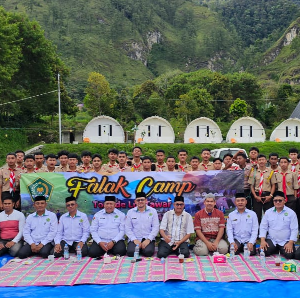 Kanwil Provinsi Aceh Bidang Urusan Agama Islam, foto bersama siswa MAS Ulumul MAS Ulumul Qur'an, MAN I, dan MAN II Aceh Tengah. (Foto: Dok. Kanwil Kemenag Aceh/Mukhlis Urais).