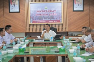 Sekda Aceh, M. Nasir, dalam audiensi bersama Komisi Penyiaran Indonesia ( KPI) Aceh di ruang Rapat Sekda Banda Aceh, Rabu (5/11/2025). (Foto: Dok. Humas Pemerintah Aceh).