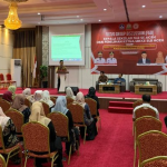 Suasana Focus Group Discussion (FGD) dan pemilihan Ketua MKKS SLB Provinsi Aceh di Aula Dinas Pendidikan Aceh, Kamis (6/11/2025). (Foto: Dok. Humas Pemerintah Aceh).